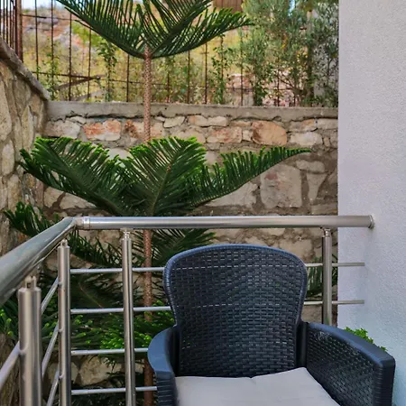 Amare * Sarandë
