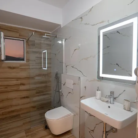 Amare Gasthof Sarandë