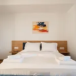 Amare 3* Σαράντα